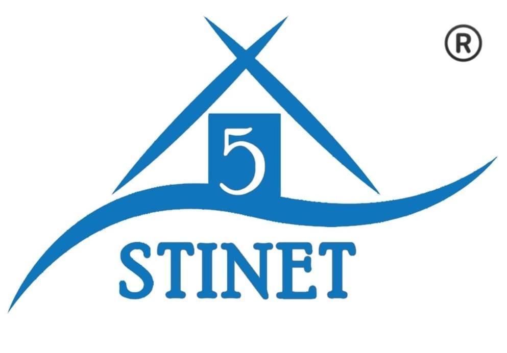 فيلا 5 Stinet Koman المظهر الخارجي الصورة